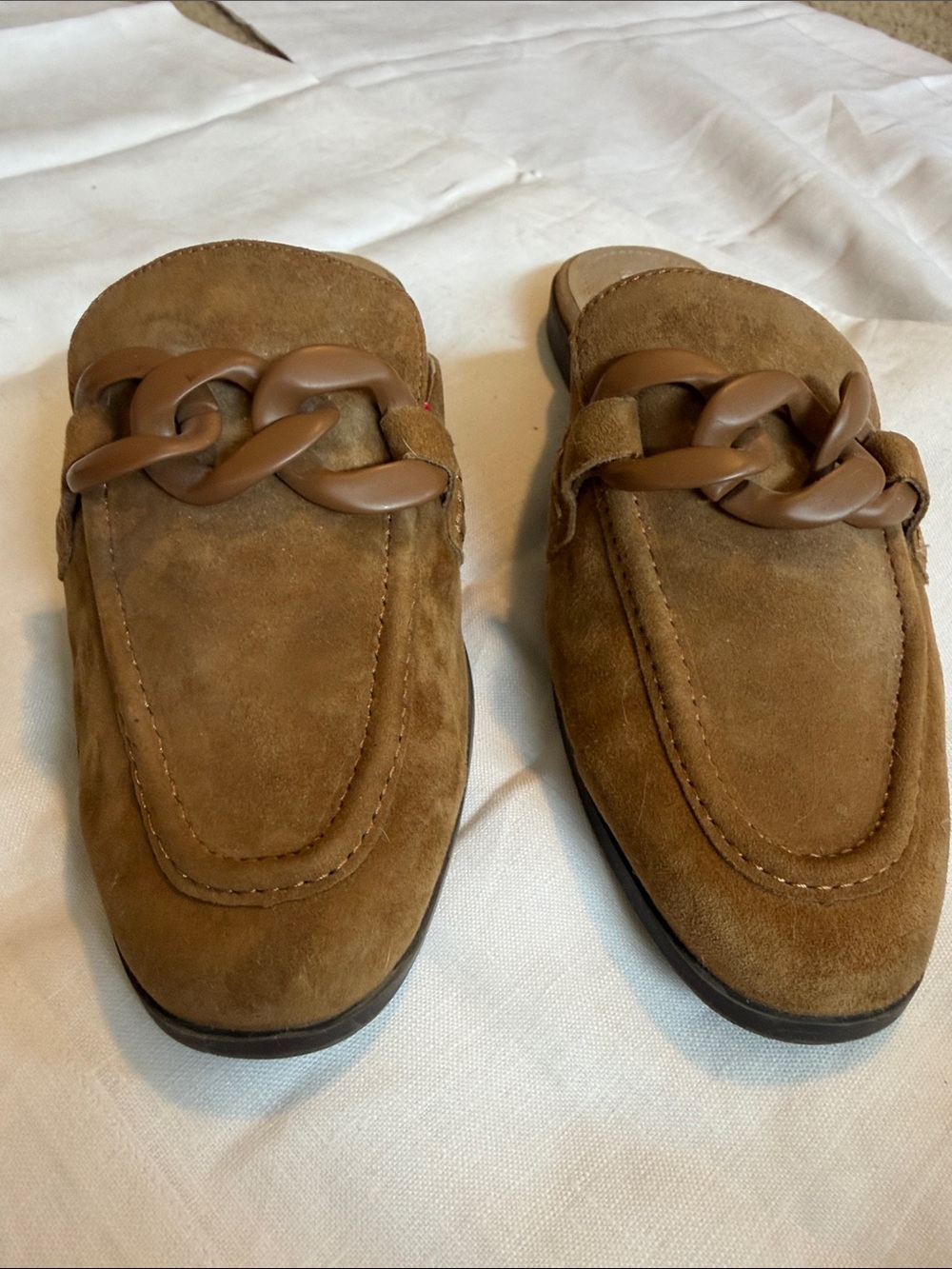 Steve Madden Brown Suede Chain-Trim Slip-On Loafers